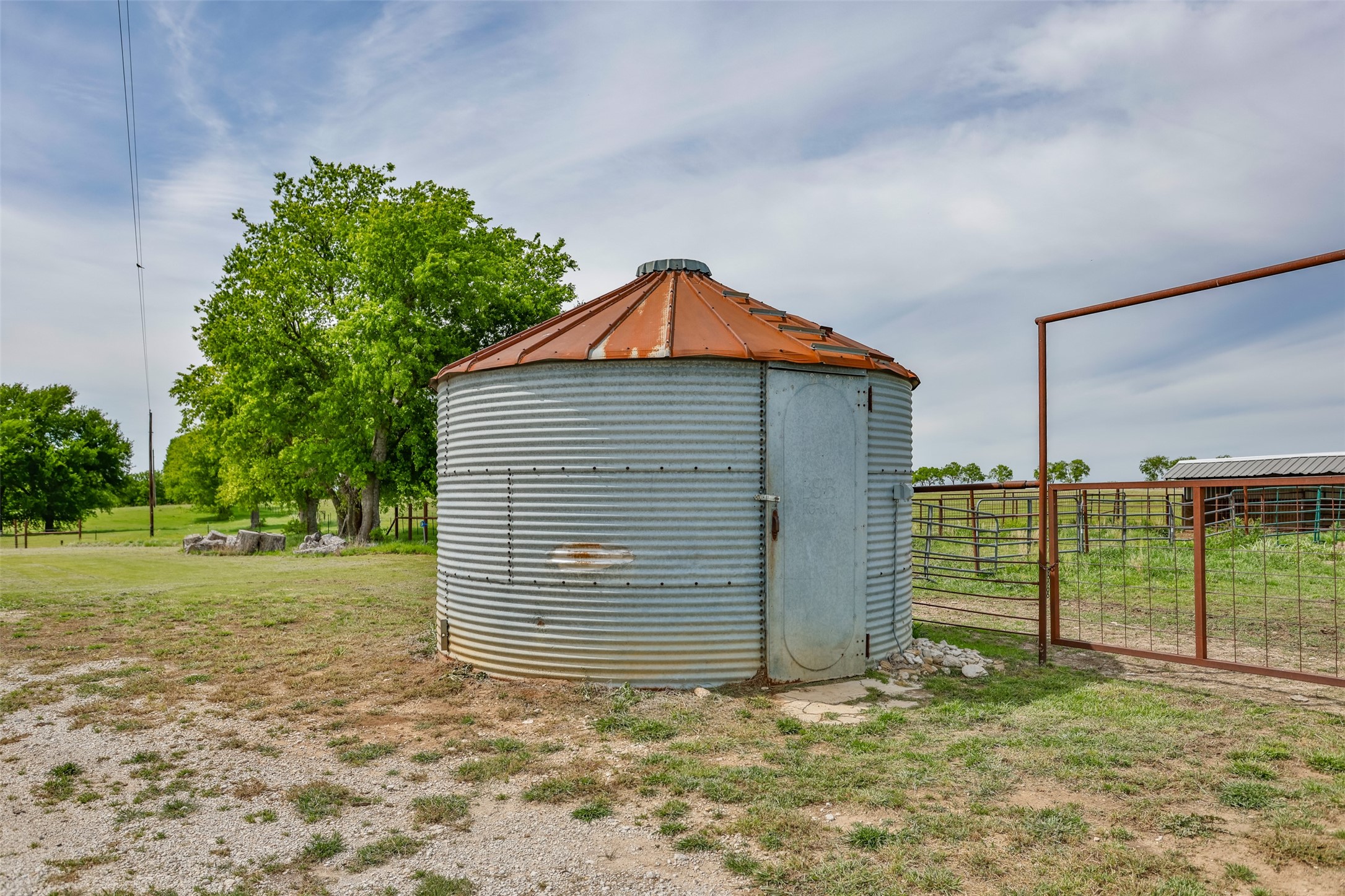 899 S Pecan Street Muenster TX 76252