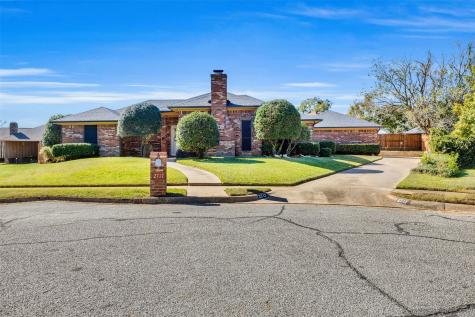 2717 Clearmeadow Court Bedford TX 76021