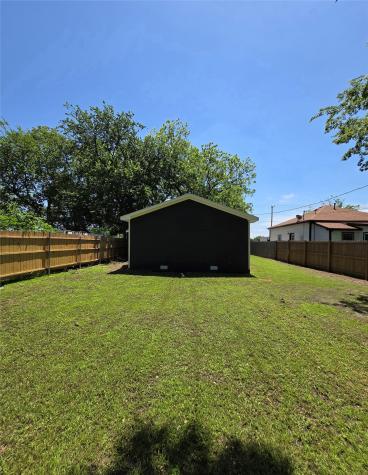 307 S Louisiana Street Celina TX 75009