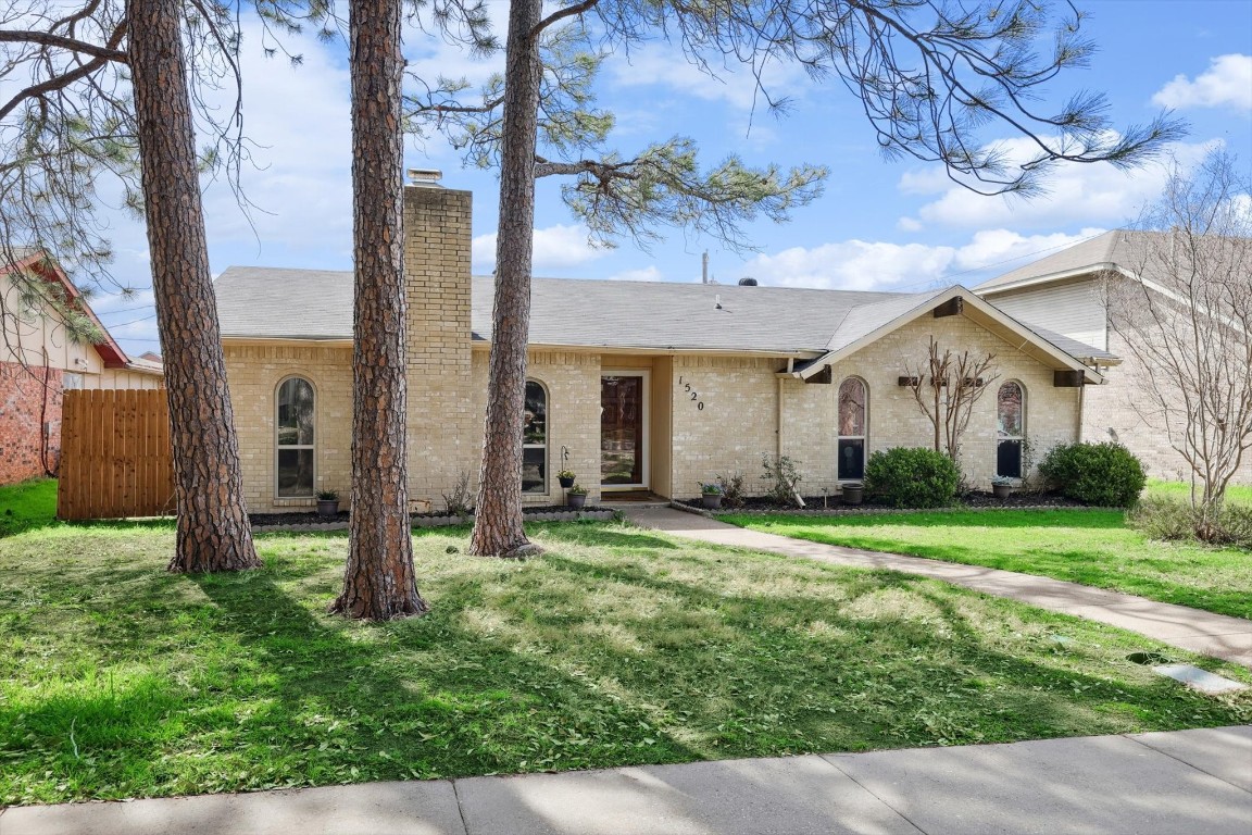 1520 Camelia Drive Lewisville TX 75067