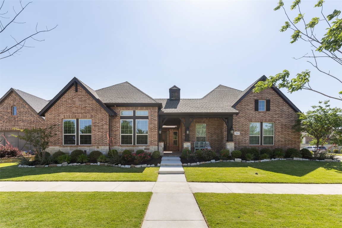 700 Sunflower Avenue Argyle TX 76226