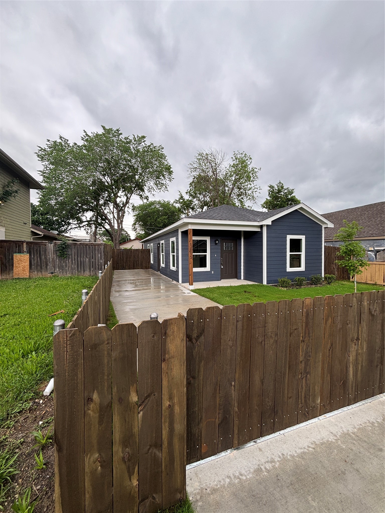 1005 E Tucker Street Fort Worth TX 76104