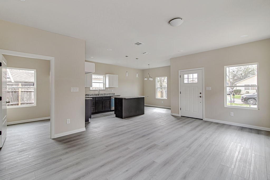 1005 E Tucker Street Fort Worth TX 76104