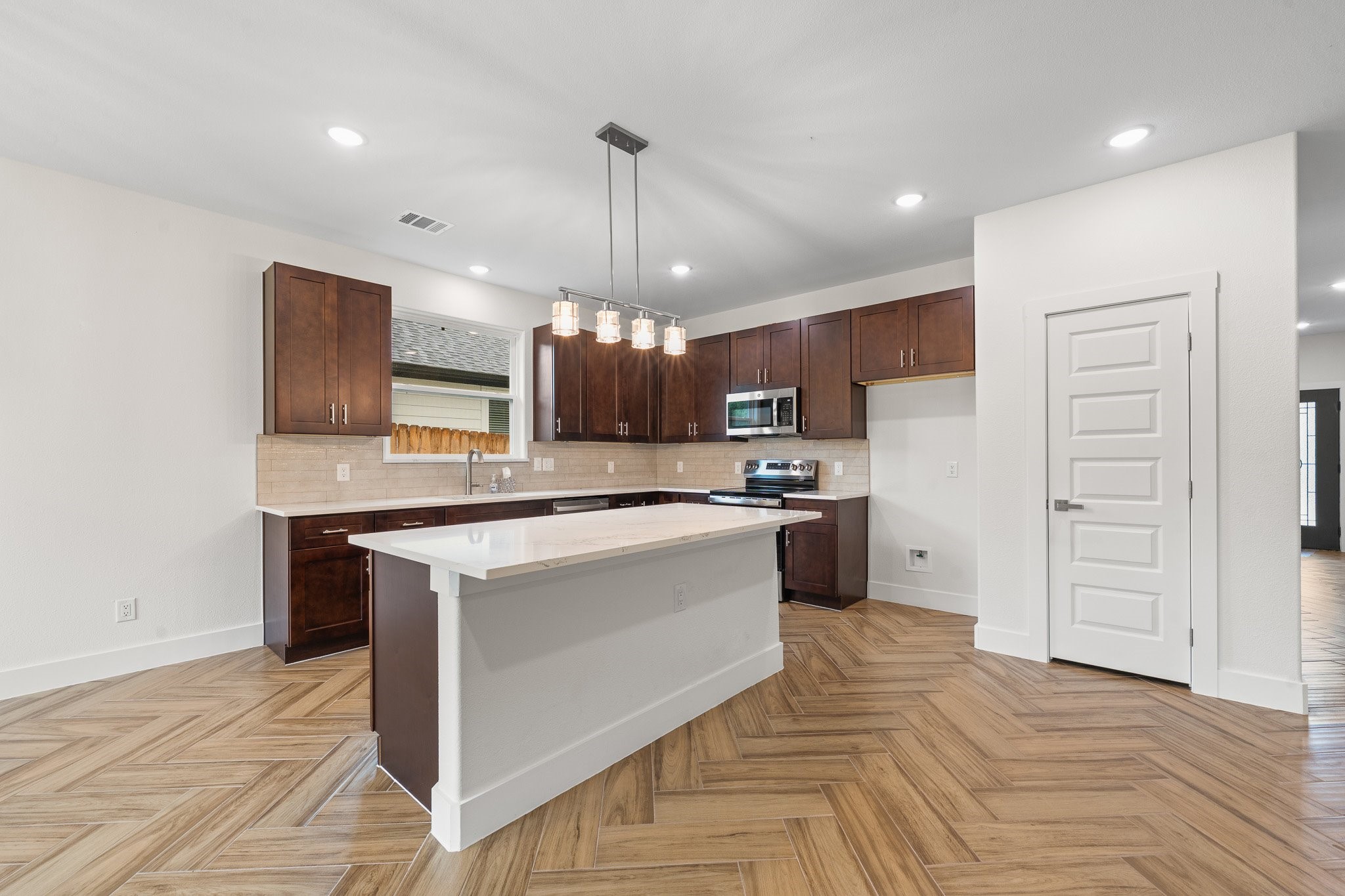3023 Steepleridge Circle Granbury TX 76048