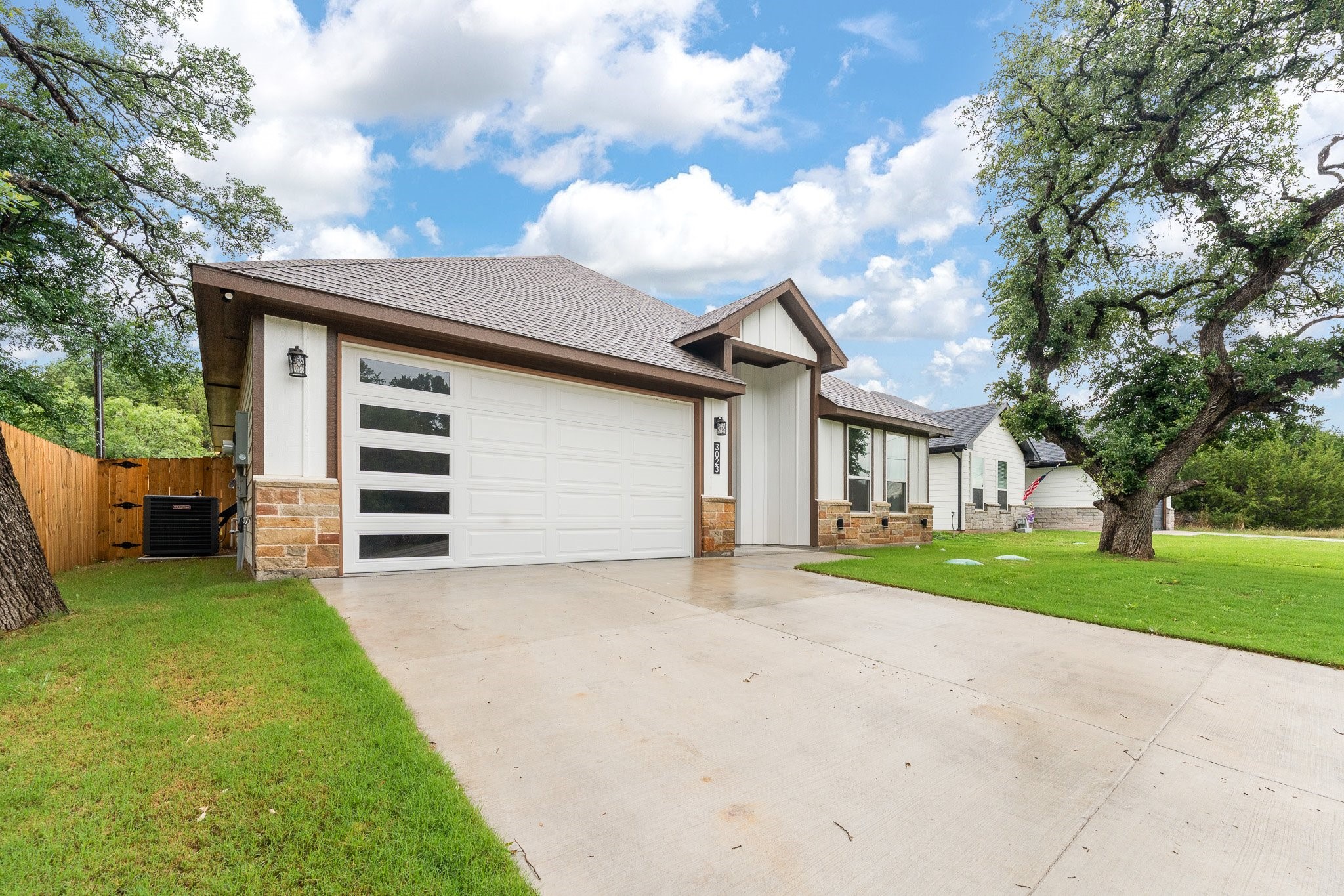 3023 Steepleridge Circle Granbury TX 76048