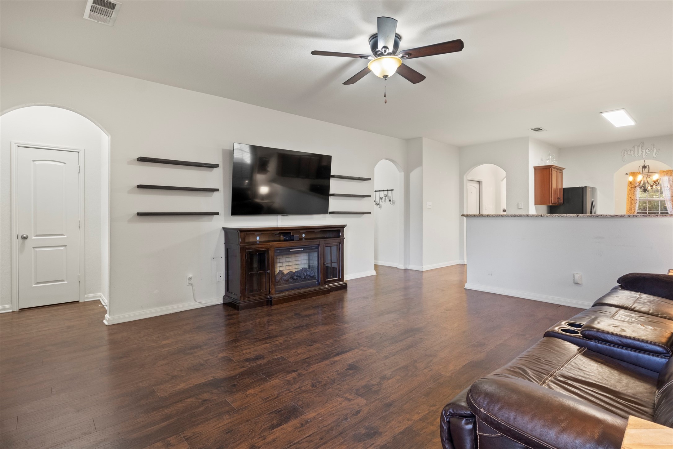 1808 Hot Springs Way Princeton TX 75407