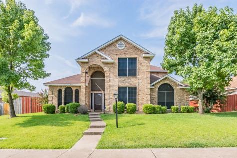 1509 Mockingbird Lane Desoto TX 75115