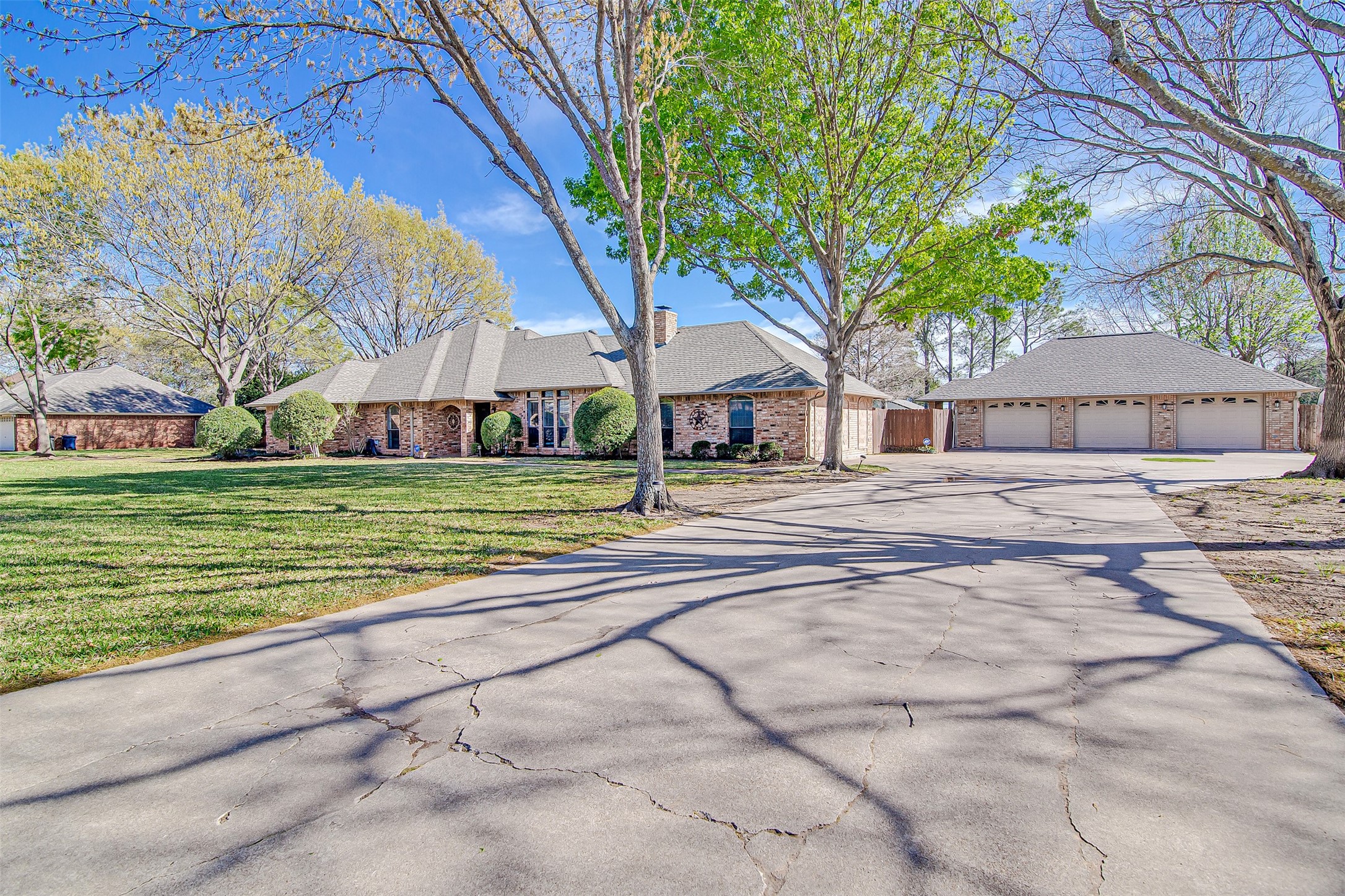 1208 Crockett Drive Fort Worth TX 76028
