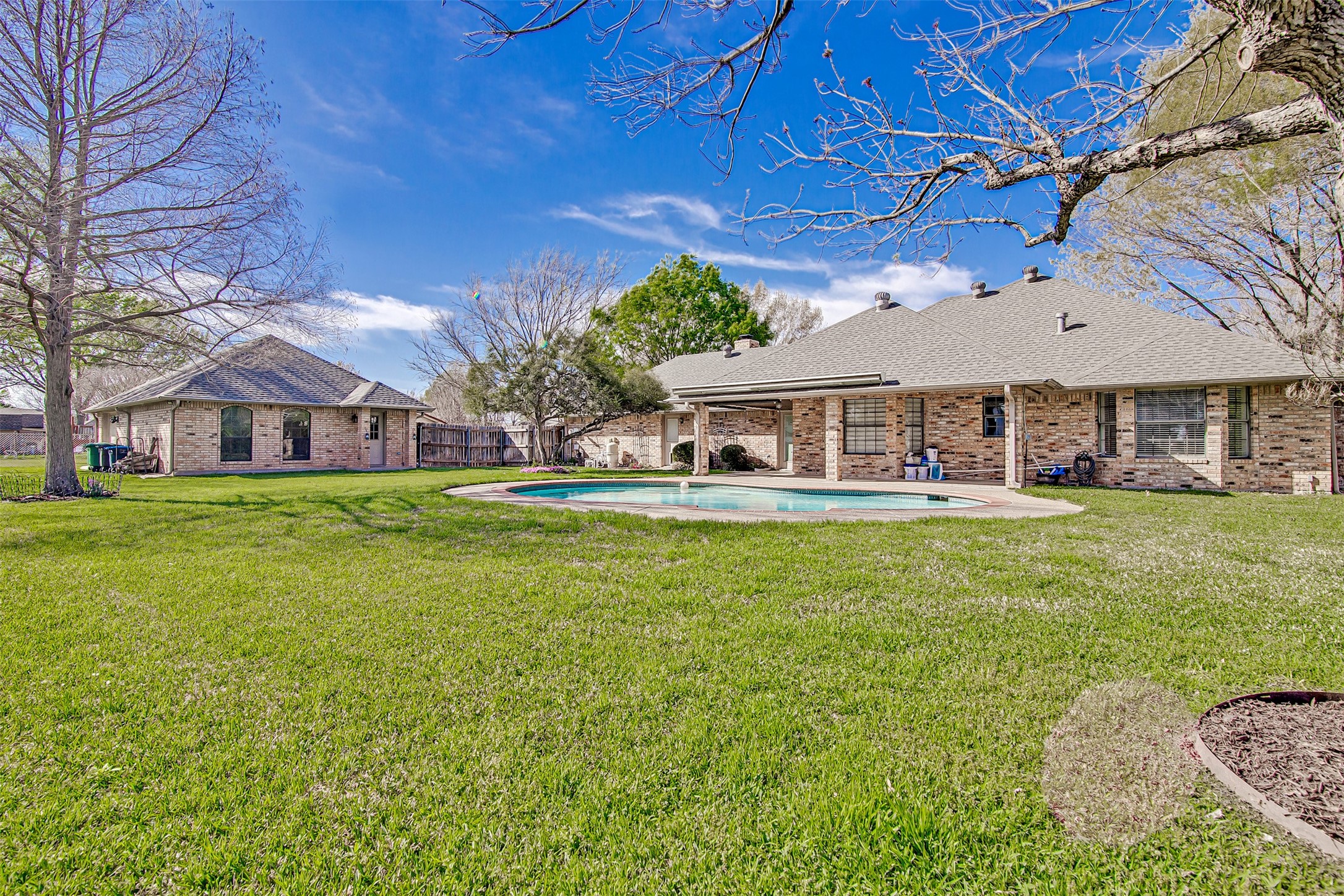 1208 Crockett Drive Fort Worth TX 76028