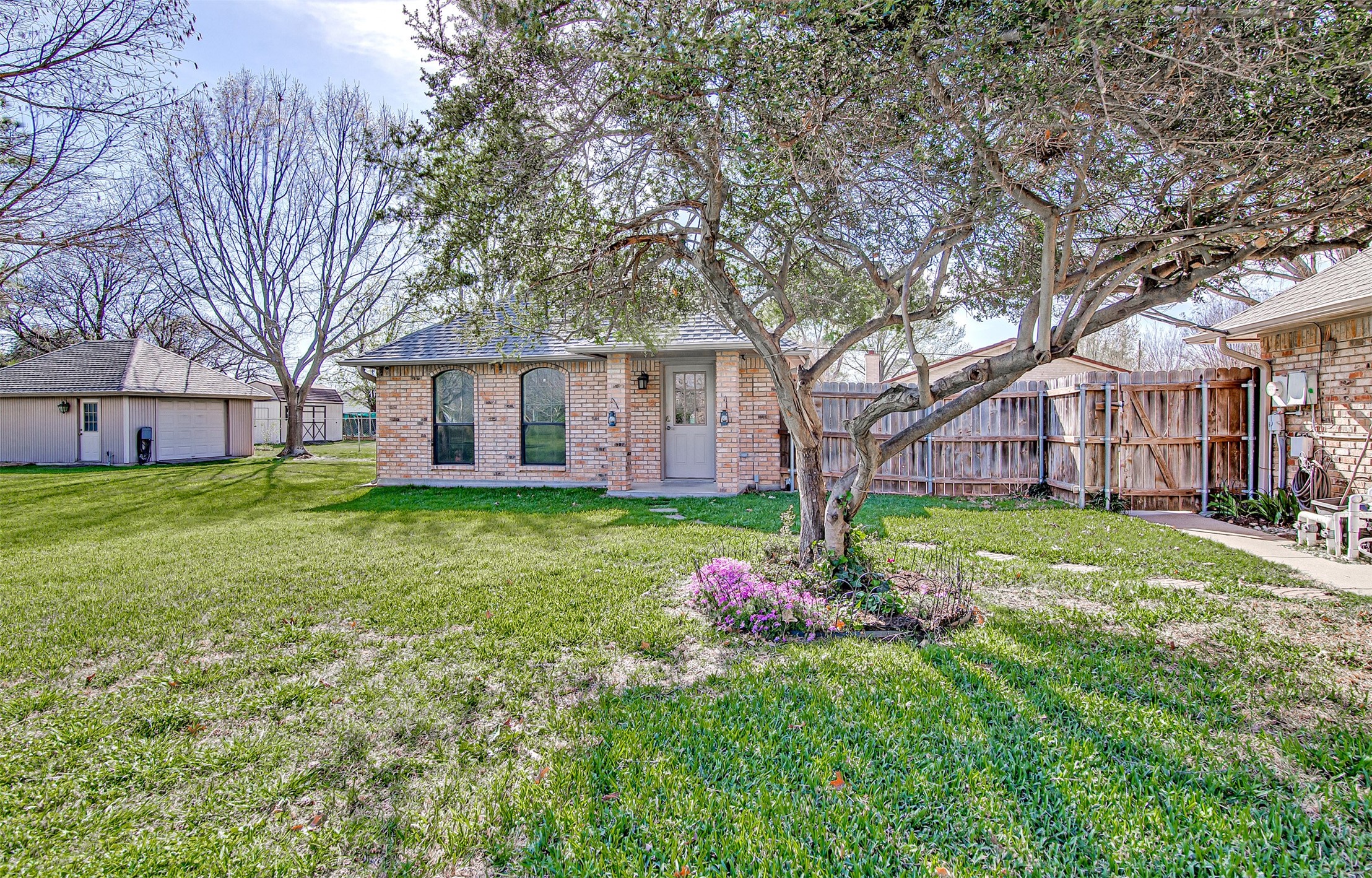 1208 Crockett Drive Fort Worth TX 76028