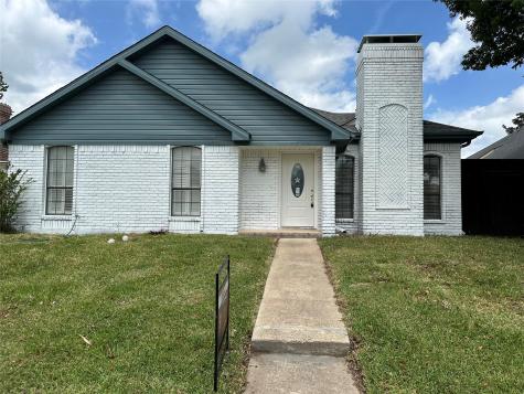 2825 Stoneridge Drive Garland TX 75044