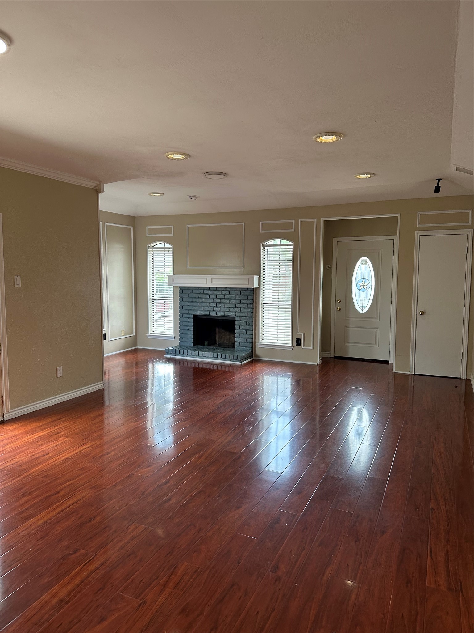 2825 Stoneridge Drive Garland TX 75044