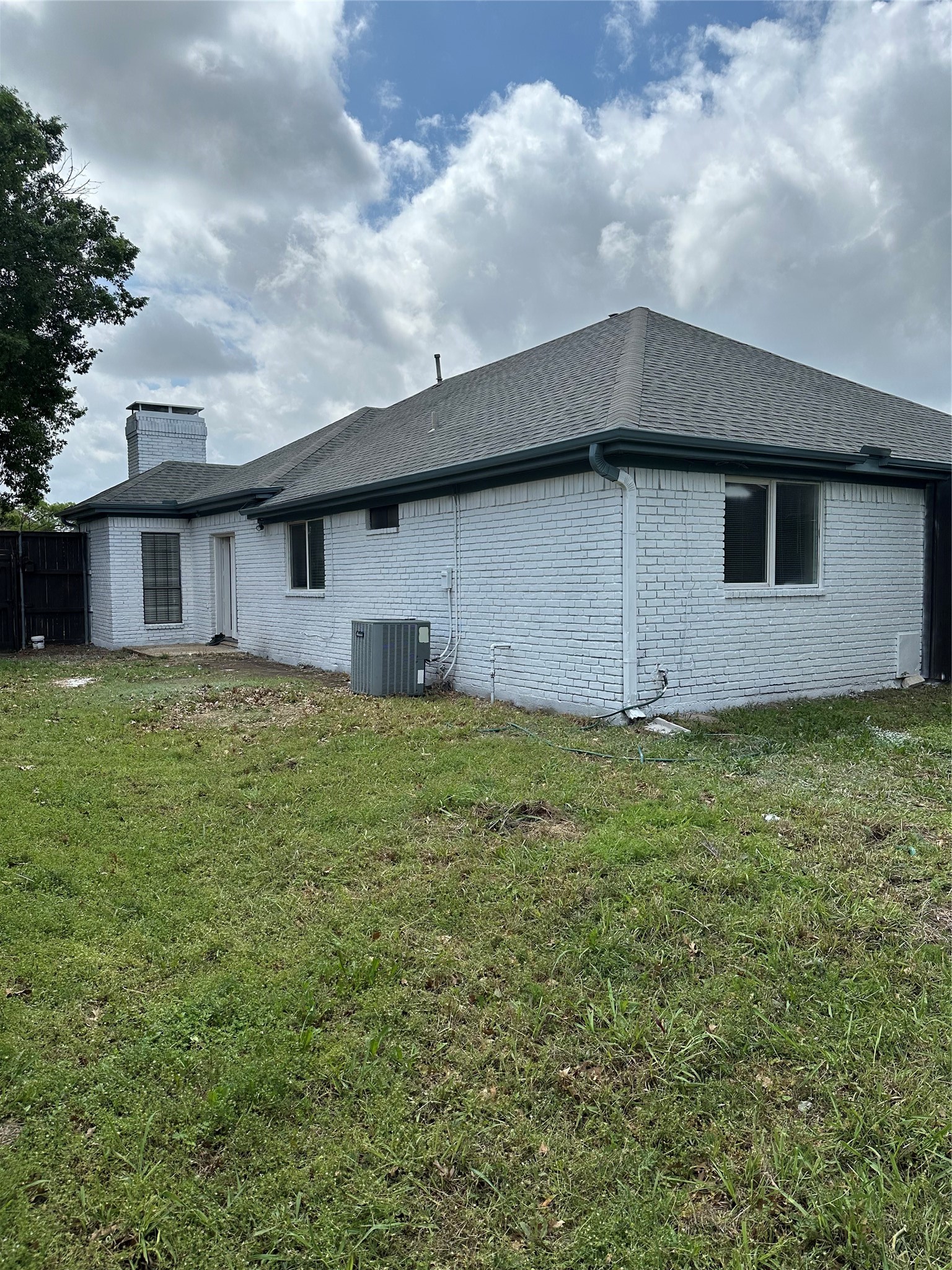 2825 Stoneridge Drive Garland TX 75044