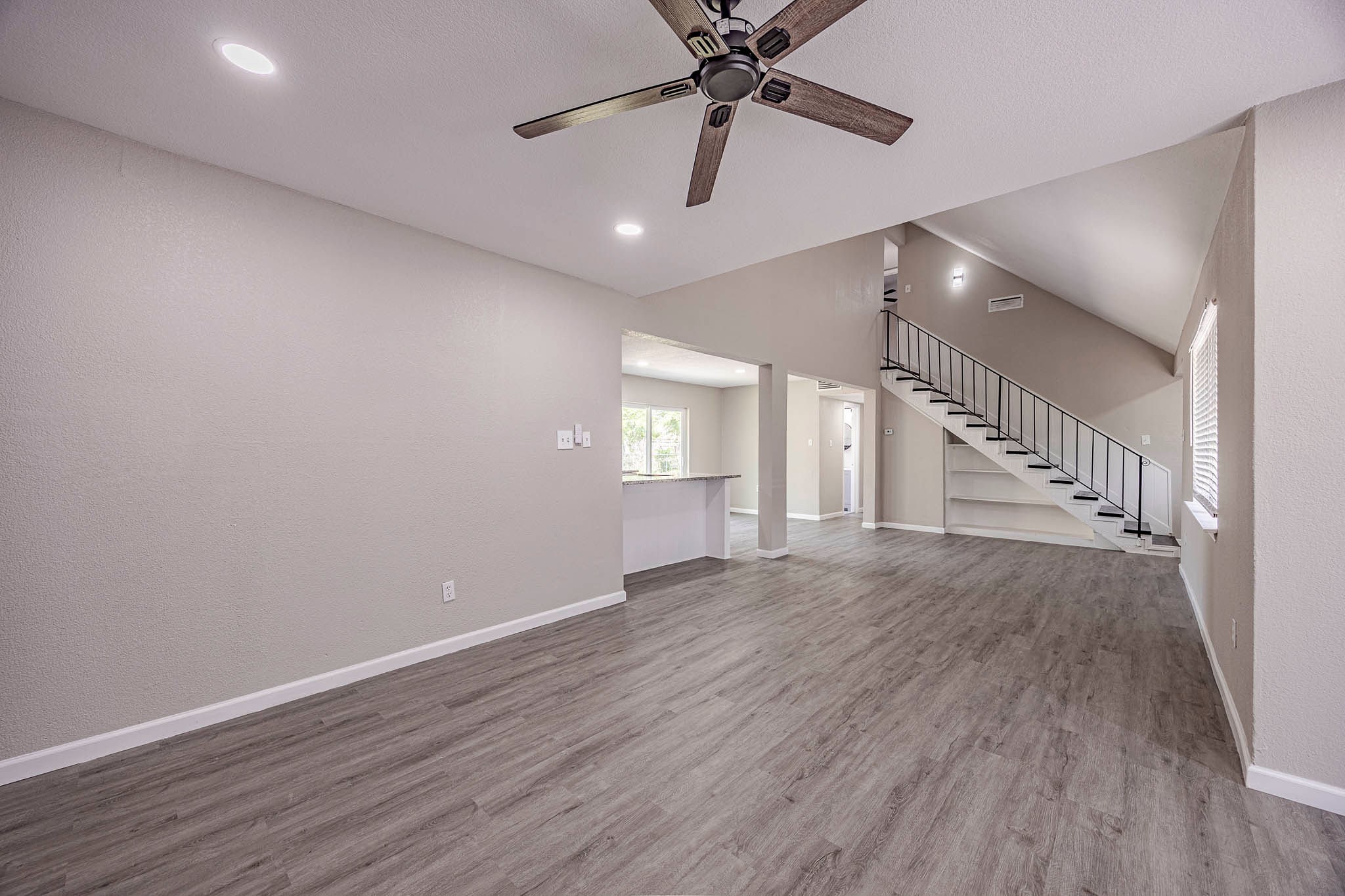 350 Blueberry Lane Grand Prairie TX 75052