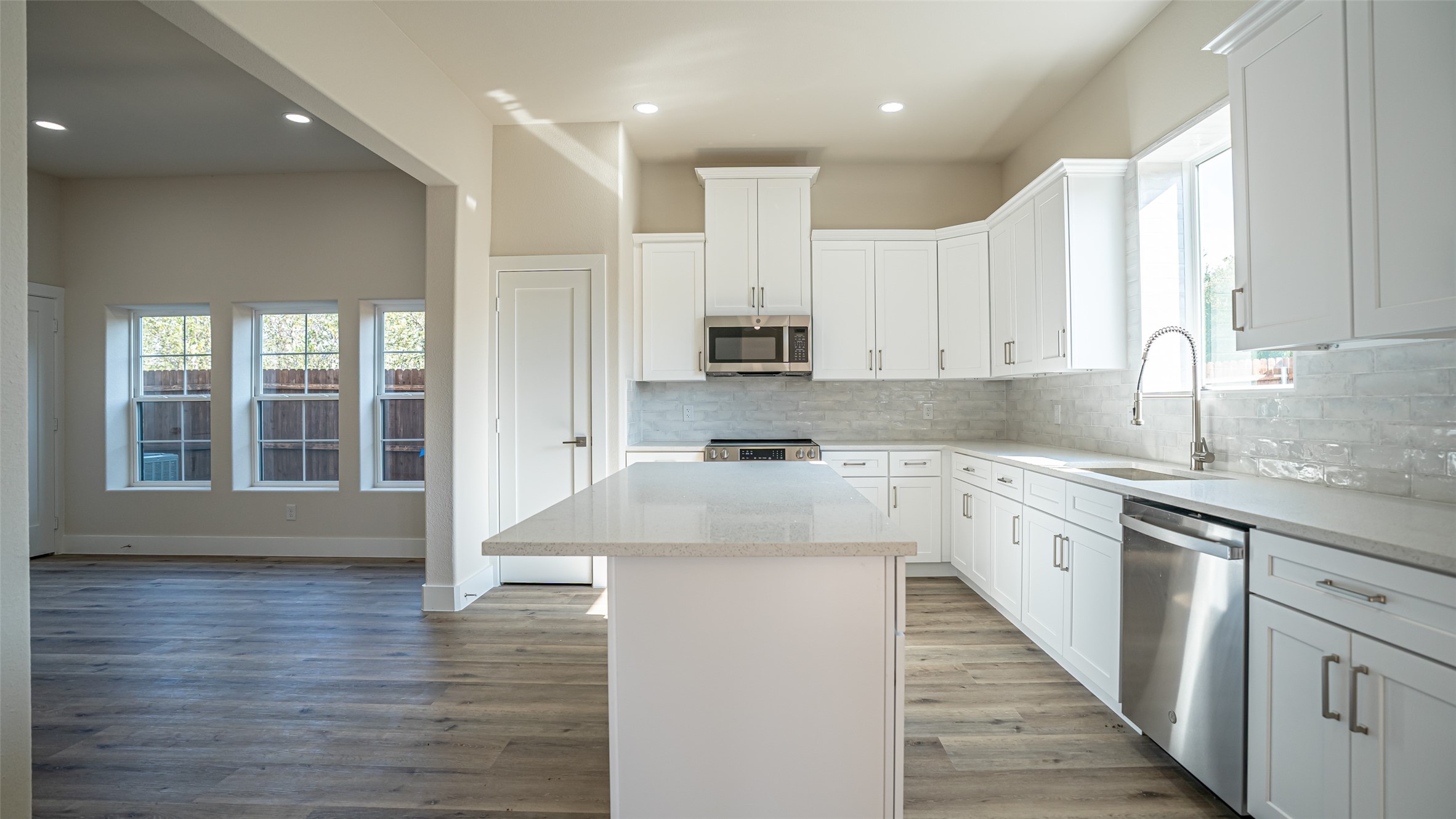 5426 Van Horn Drive Granbury TX 76048