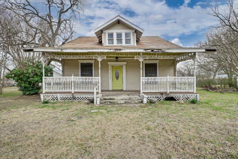 200 N Gilmer Avenue Dawson TX 76639