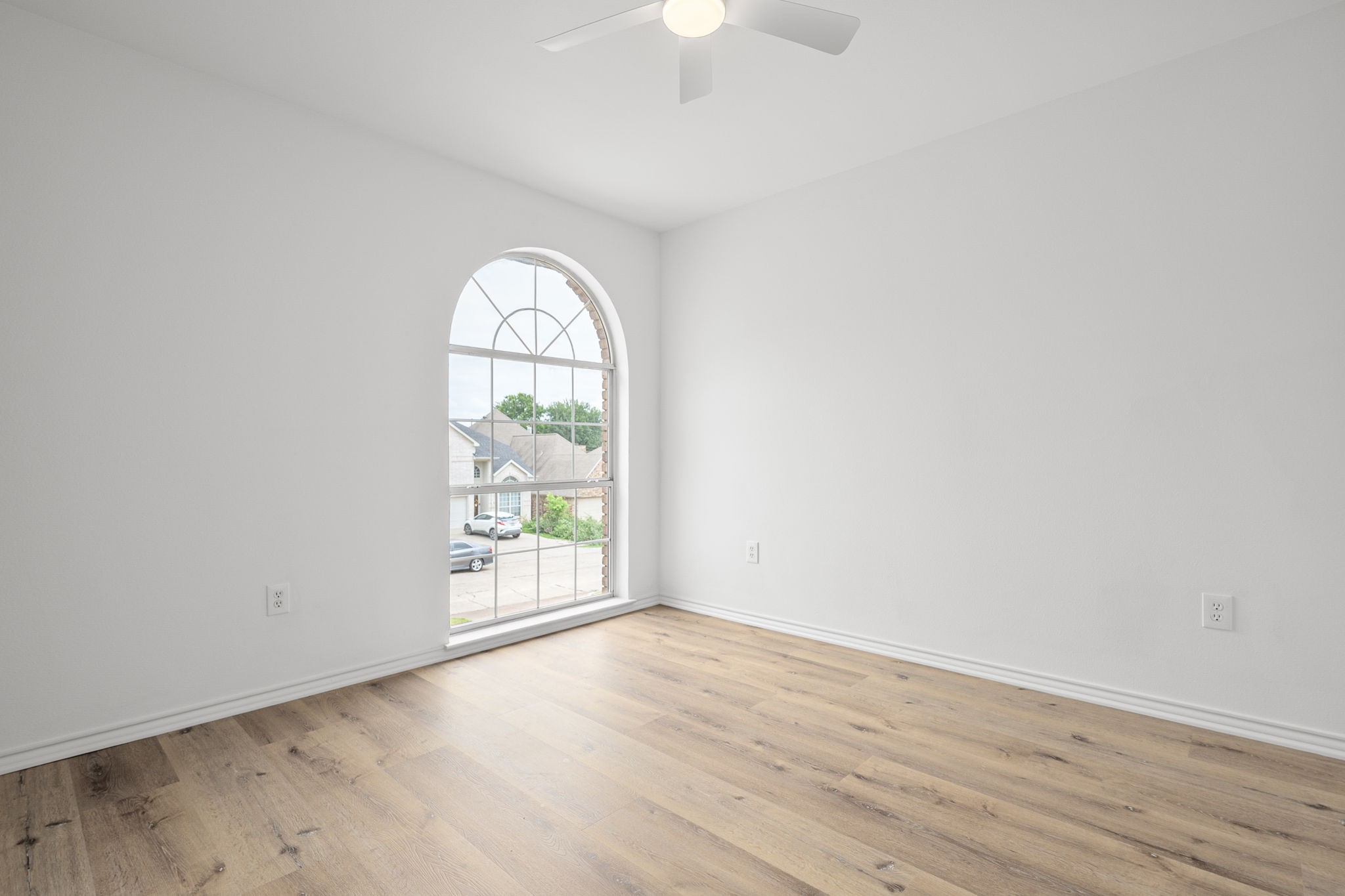 1401 Carver Lane Irving TX 75061