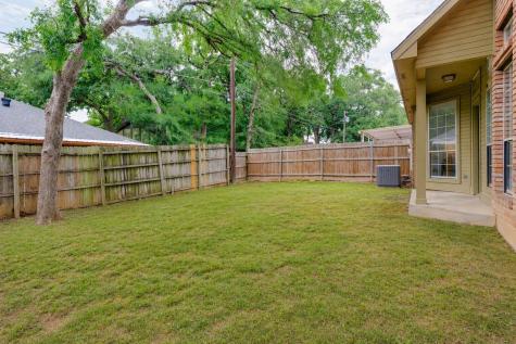 1401 Carver Lane Irving TX 75061