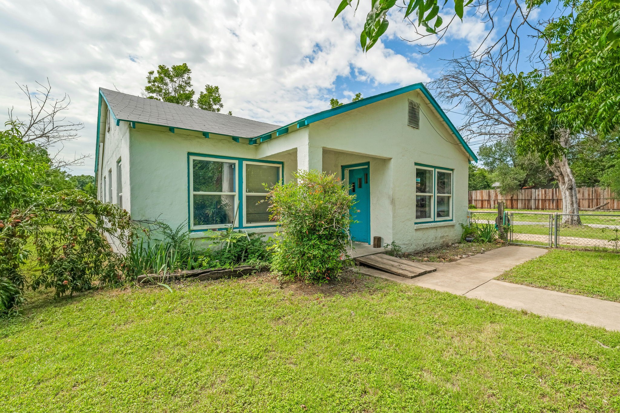 280 W Walnut Street Stephenville TX 76401