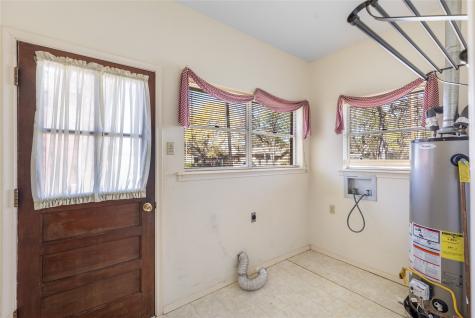 220 N Holly Sherman TX 75092