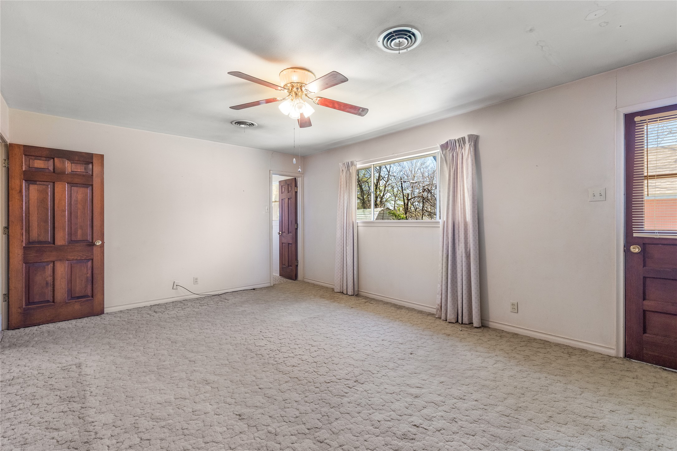 220 N Holly Sherman TX 75092