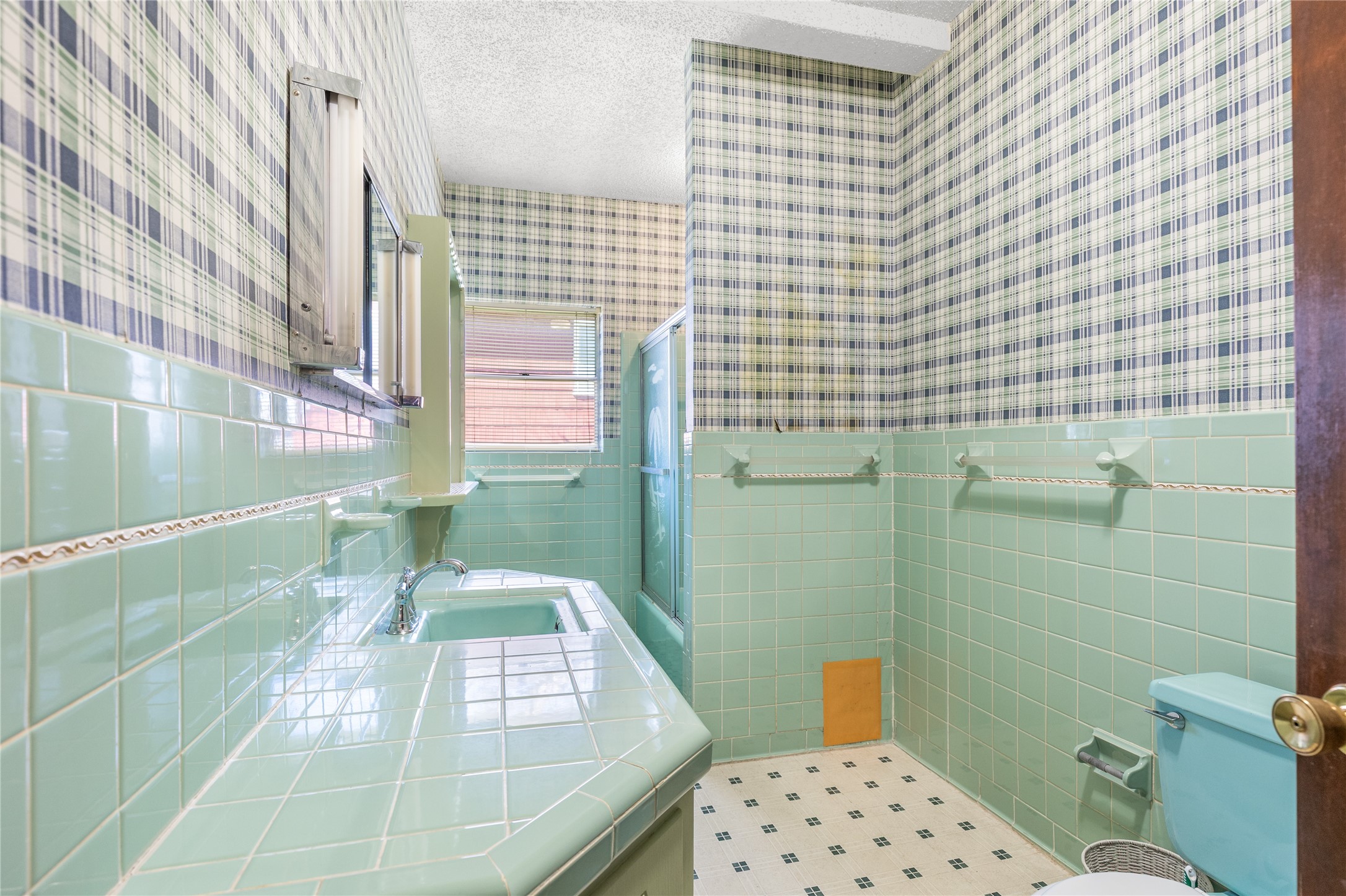 220 N Holly Sherman TX 75092