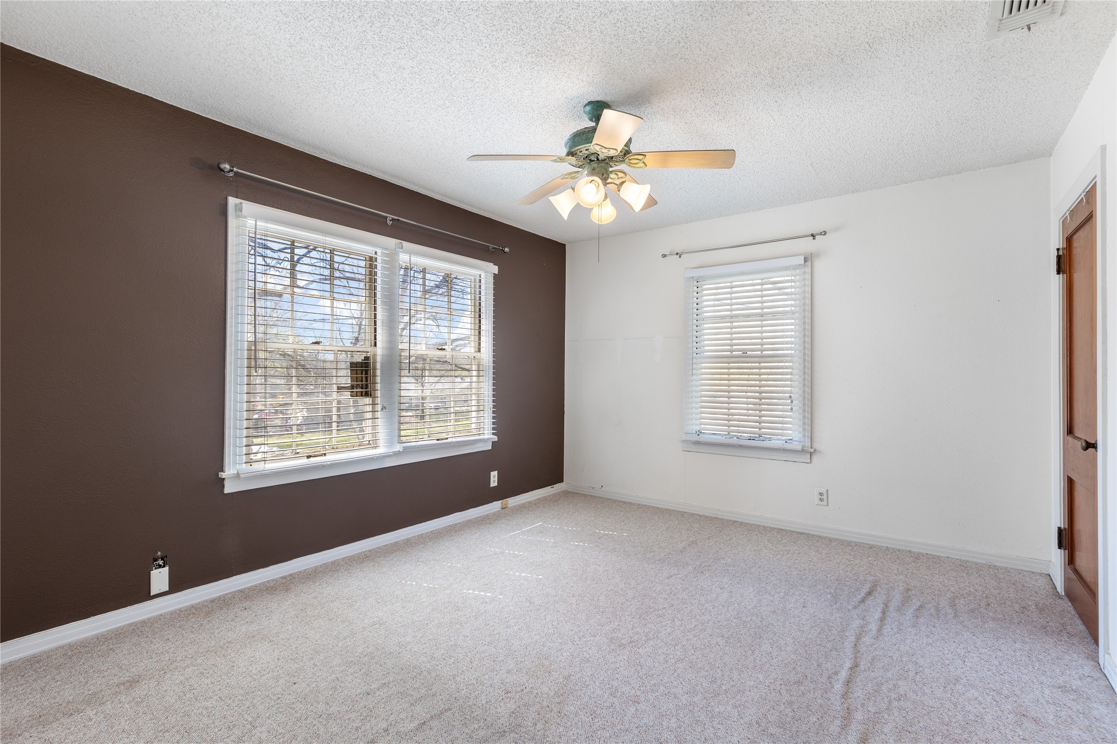 220 N Holly Sherman TX 75092
