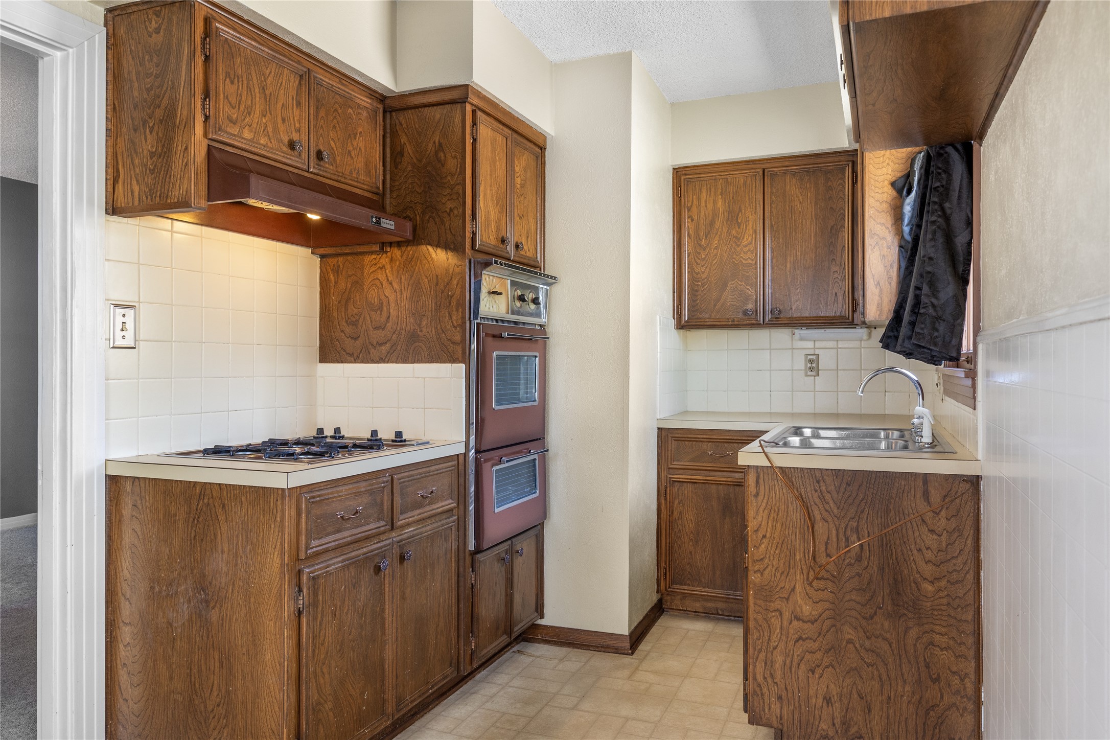 220 N Holly Sherman TX 75092