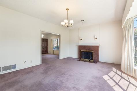 220 N Holly Sherman TX 75092