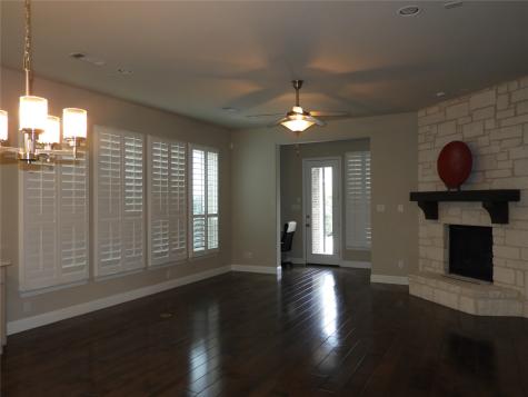 3448 Poinsettia Way Irving TX 75038