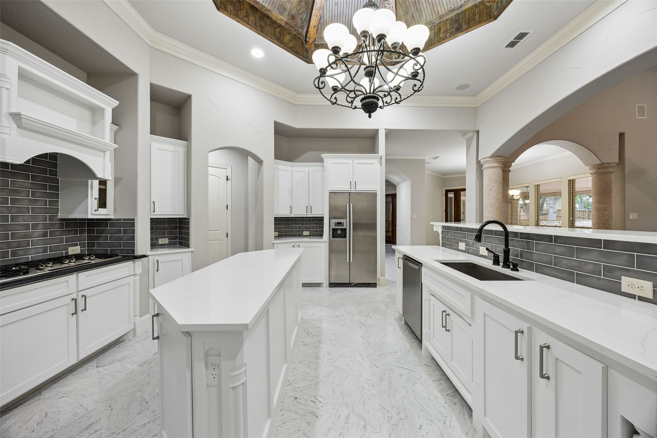 2101 Miracle Point Drive Southlake TX 76092