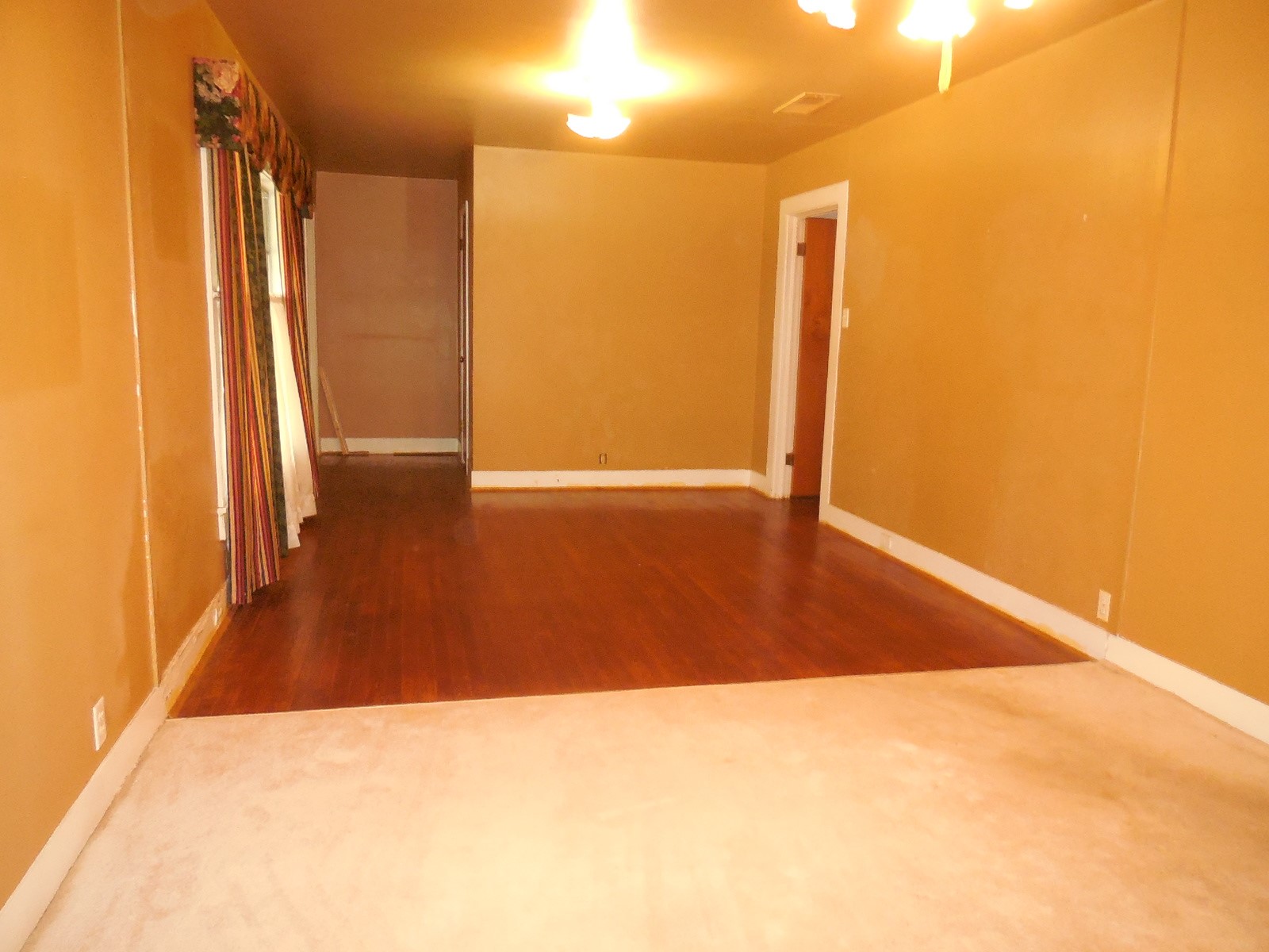 609 W Main Street Ranger TX 76470