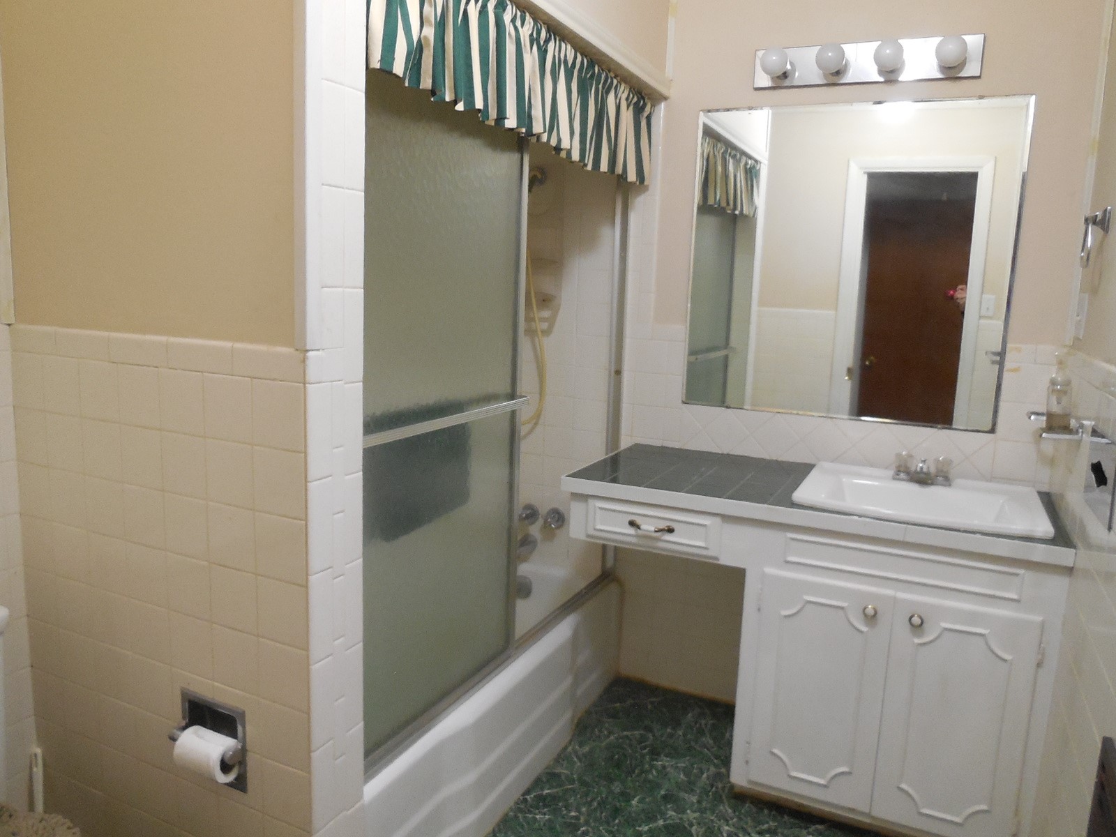 609 W Main Street Ranger TX 76470