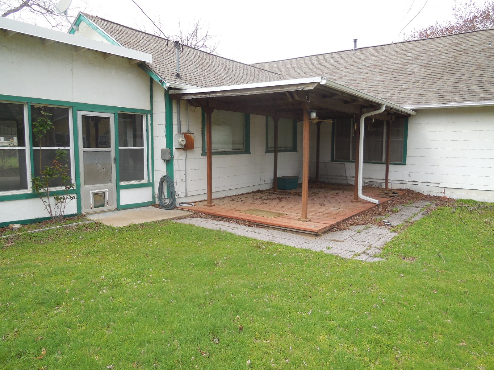 609 W Main Street Ranger TX 76470