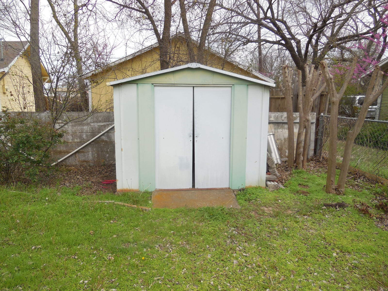 609 W Main Street Ranger TX 76470