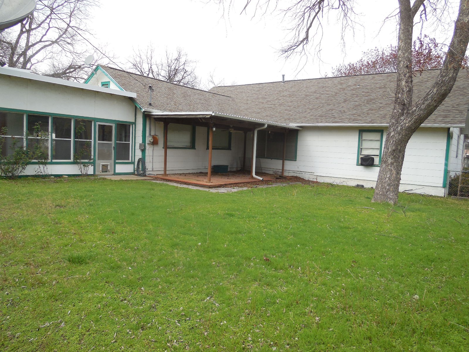 609 W Main Street Ranger TX 76470