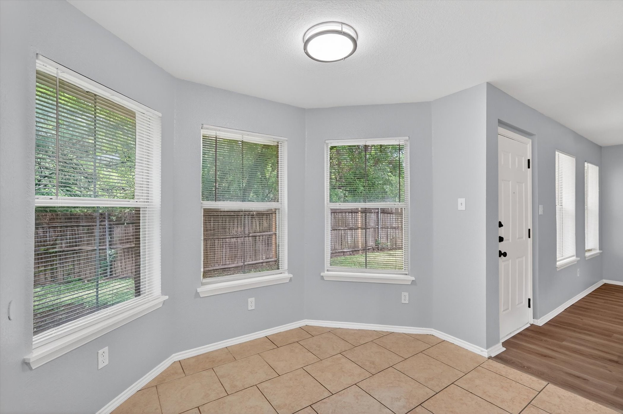 1250 Nancy Lane Lancaster TX 75134