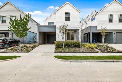 2115 N Willomet Avenue Dallas TX 75208