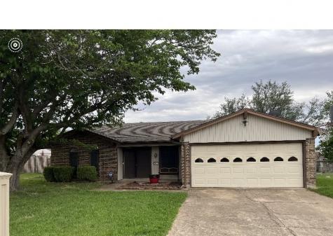5612 Macrae Street Haltom City TX 76148