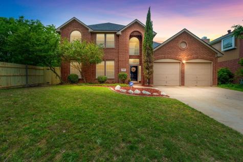 900 Winterwood Court Arlington TX 76017