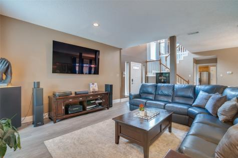 9428 Blue Jay Way Irving TX 75063