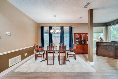 9428 Blue Jay Way Irving TX 75063