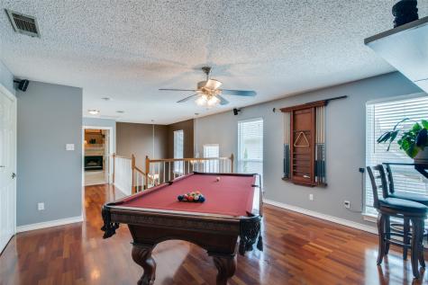 9428 Blue Jay Way Irving TX 75063