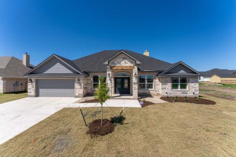 829 Secretariat Drive Hewitt TX 76643