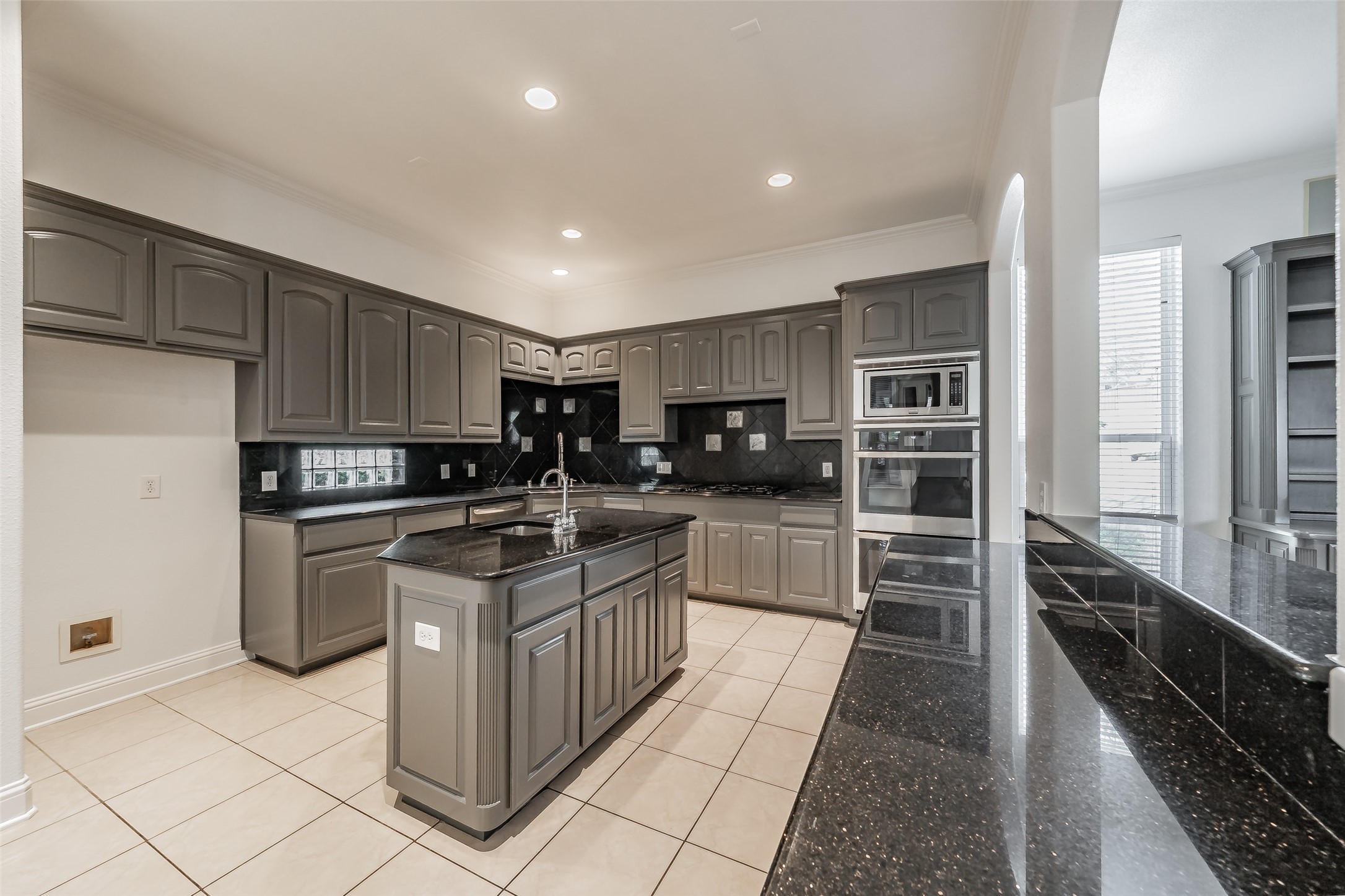 8925 Hunters Glen Trail Fort Worth TX 76120