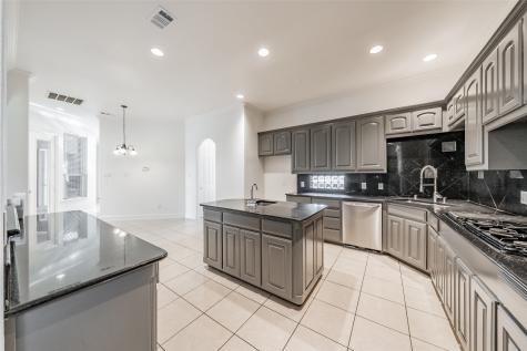 8925 Hunters Glen Trail Fort Worth TX 76120