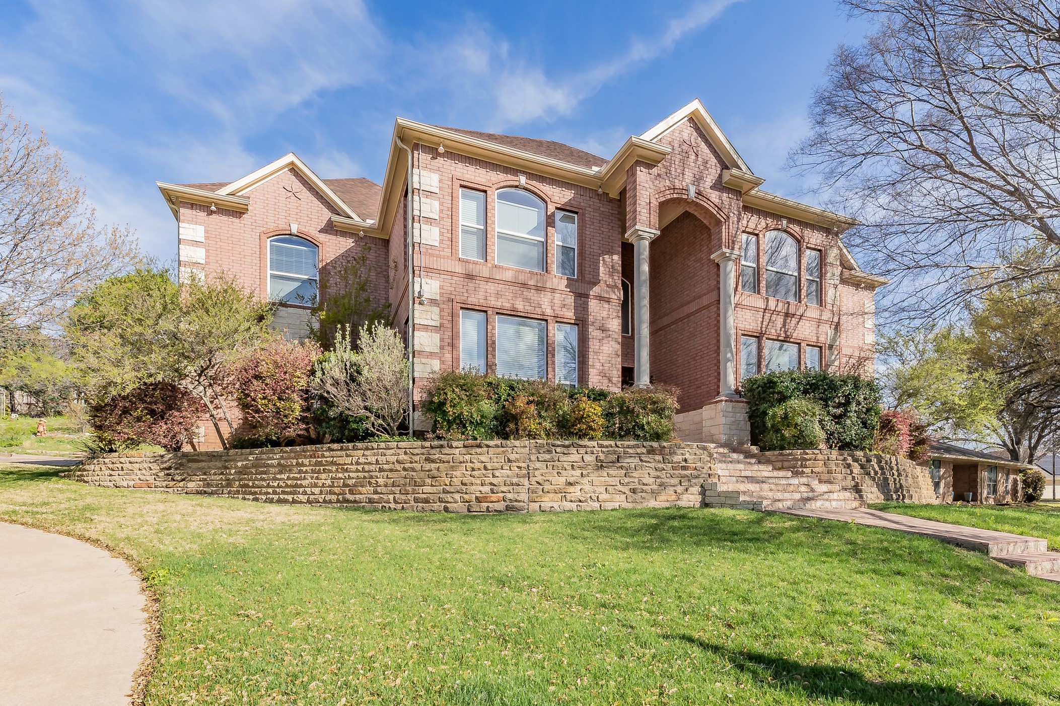 8925 Hunters Glen Trail Fort Worth TX 76120