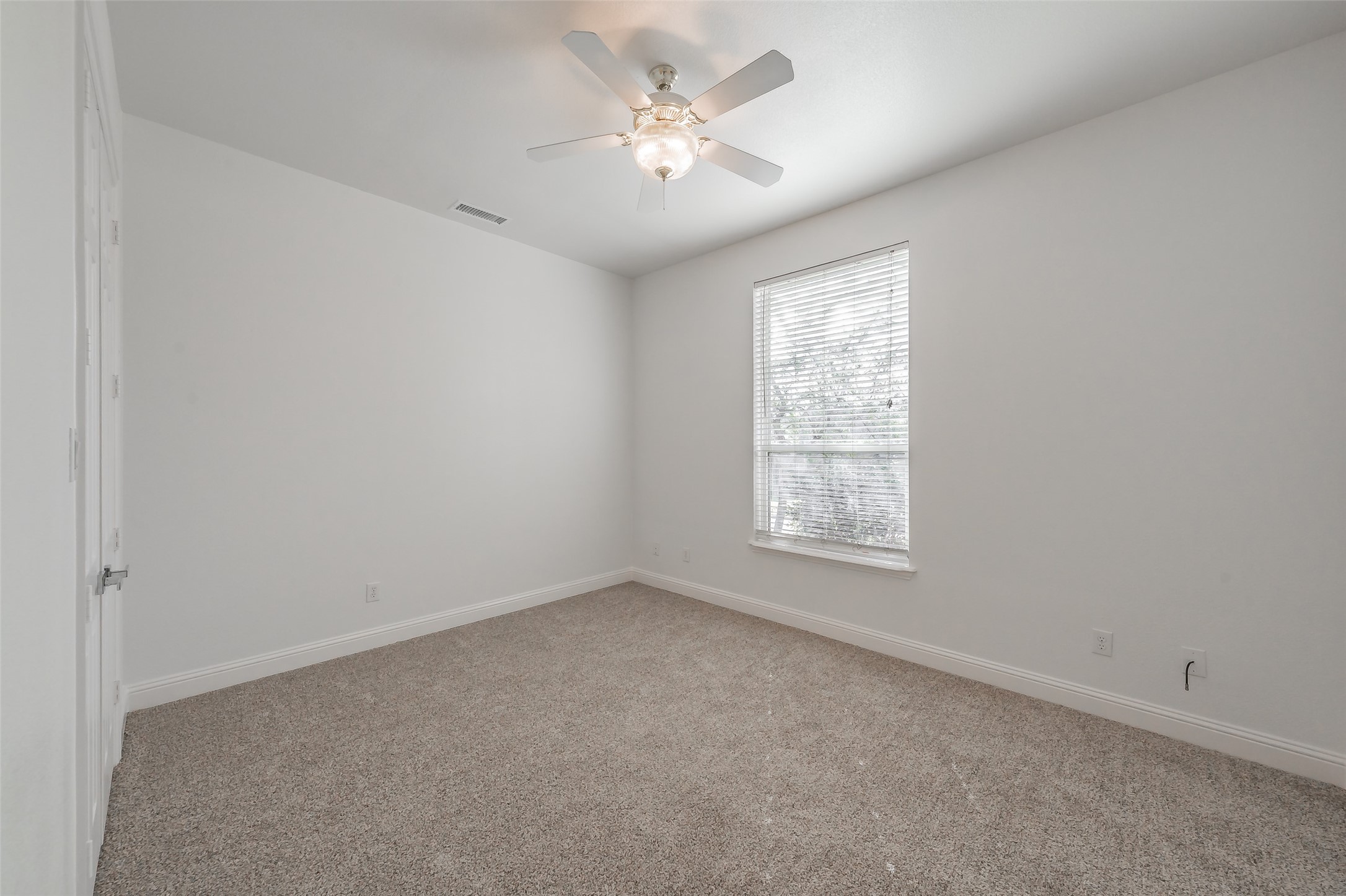 8925 Hunters Glen Trail Fort Worth TX 76120