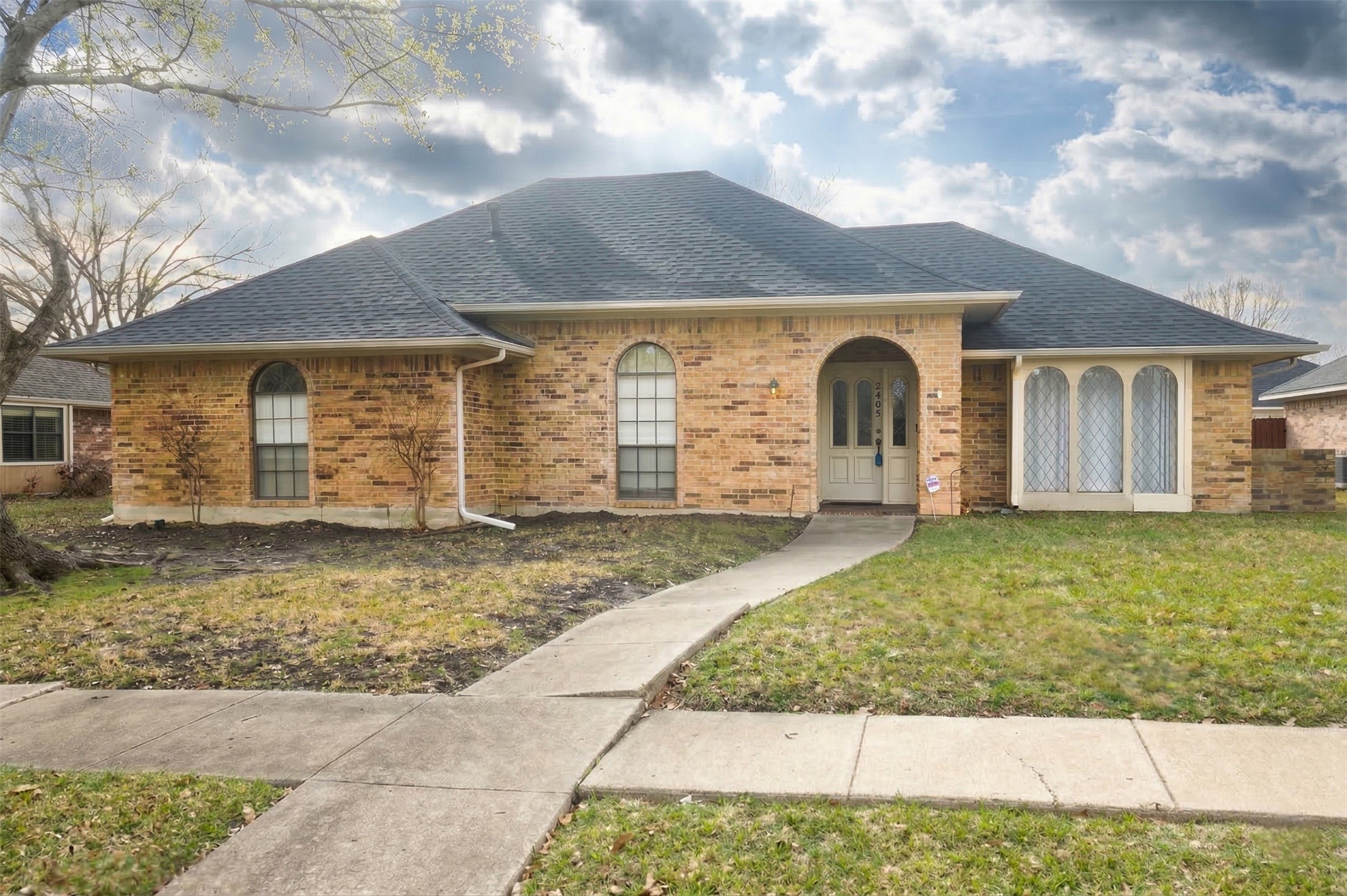 2405 Country Valley Road Garland TX 75041