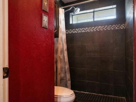 2405 Country Valley Road Garland TX 75041